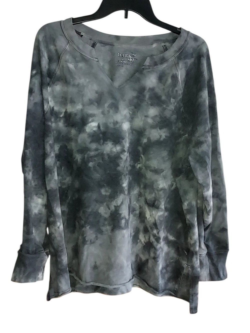 Terra & Sky Gray Tie-Dye V-Notch Pullover Sweatshirt